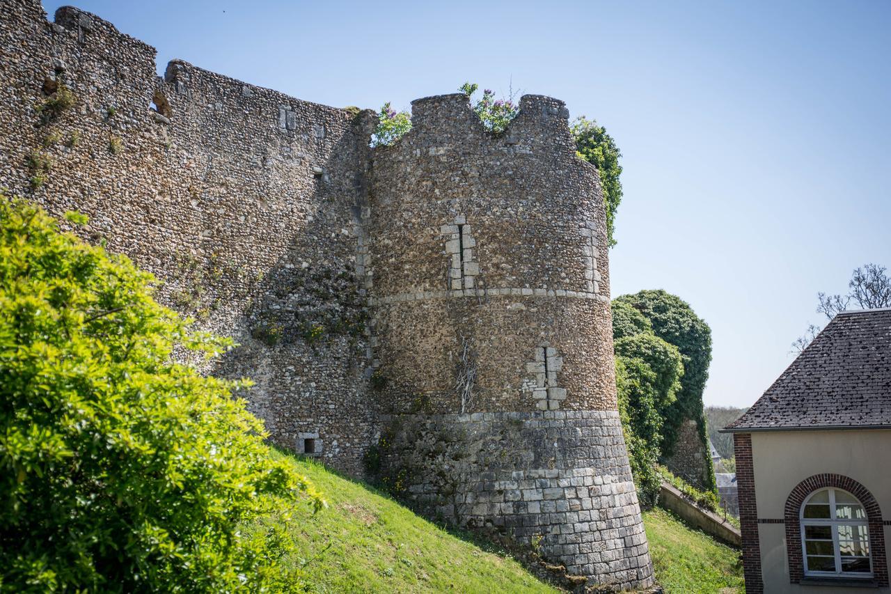 Le Sauvage Hotel Château-Renard Kültér fotó