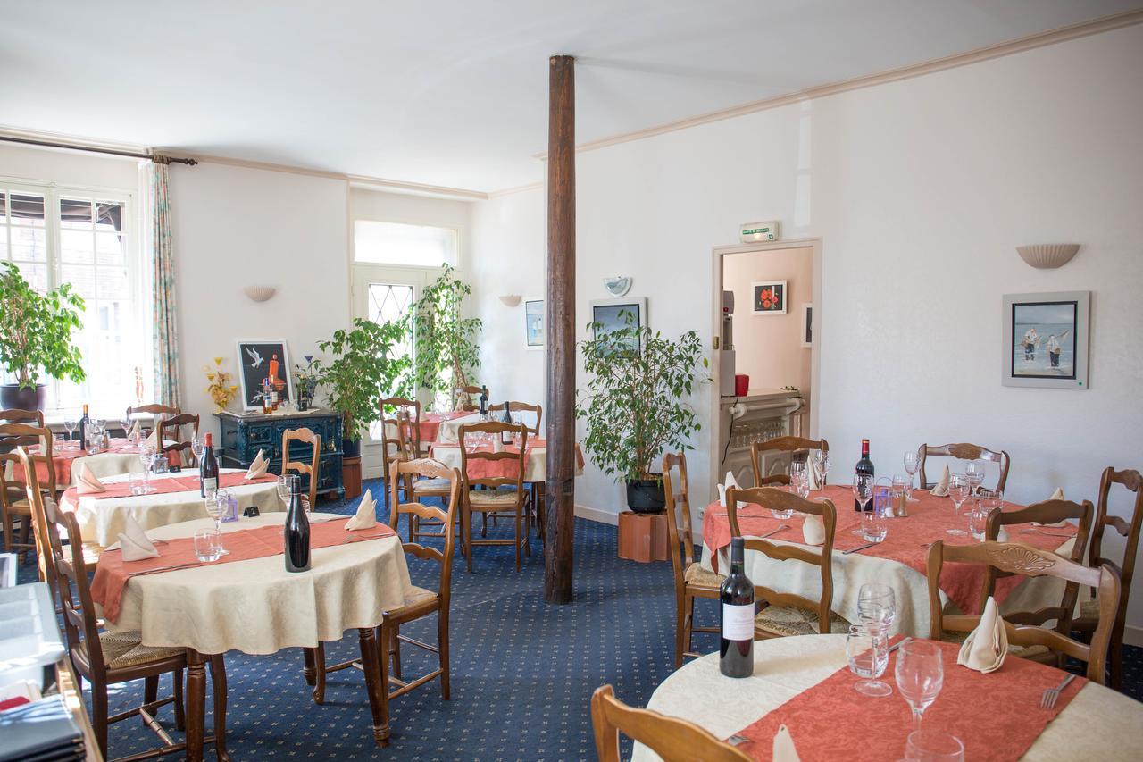 Le Sauvage Hotel Château-Renard Kültér fotó